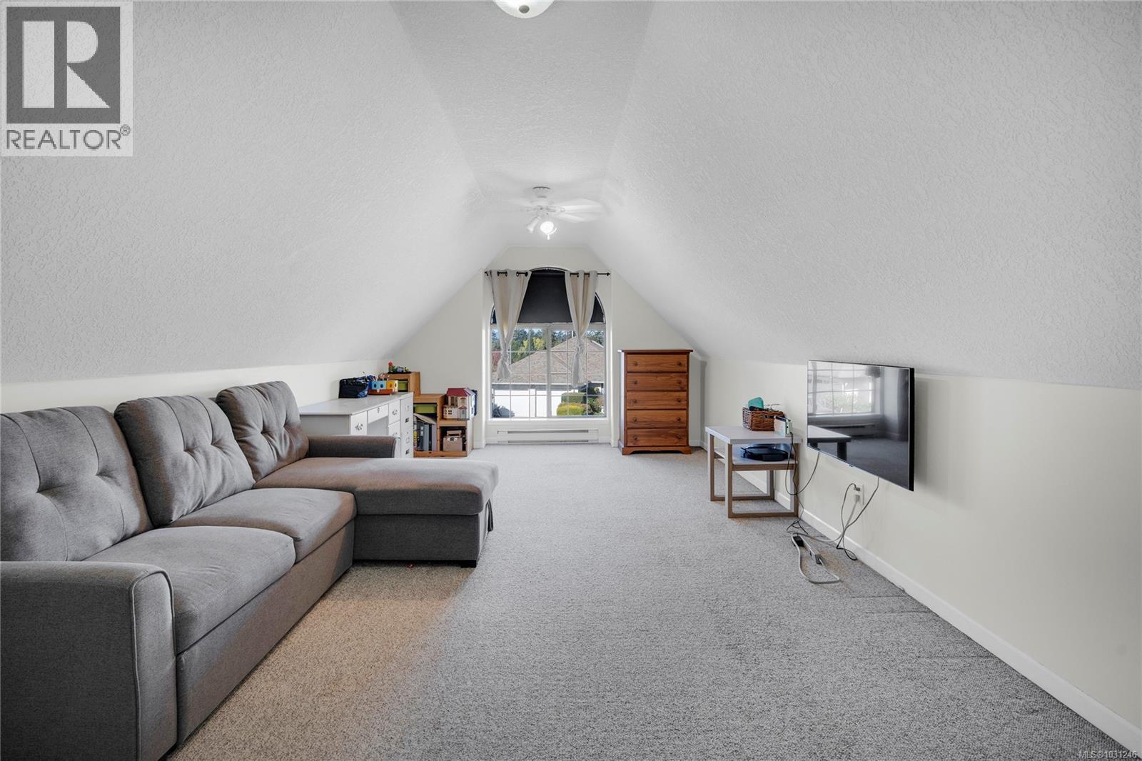 6114 WHITNEY PL - 21