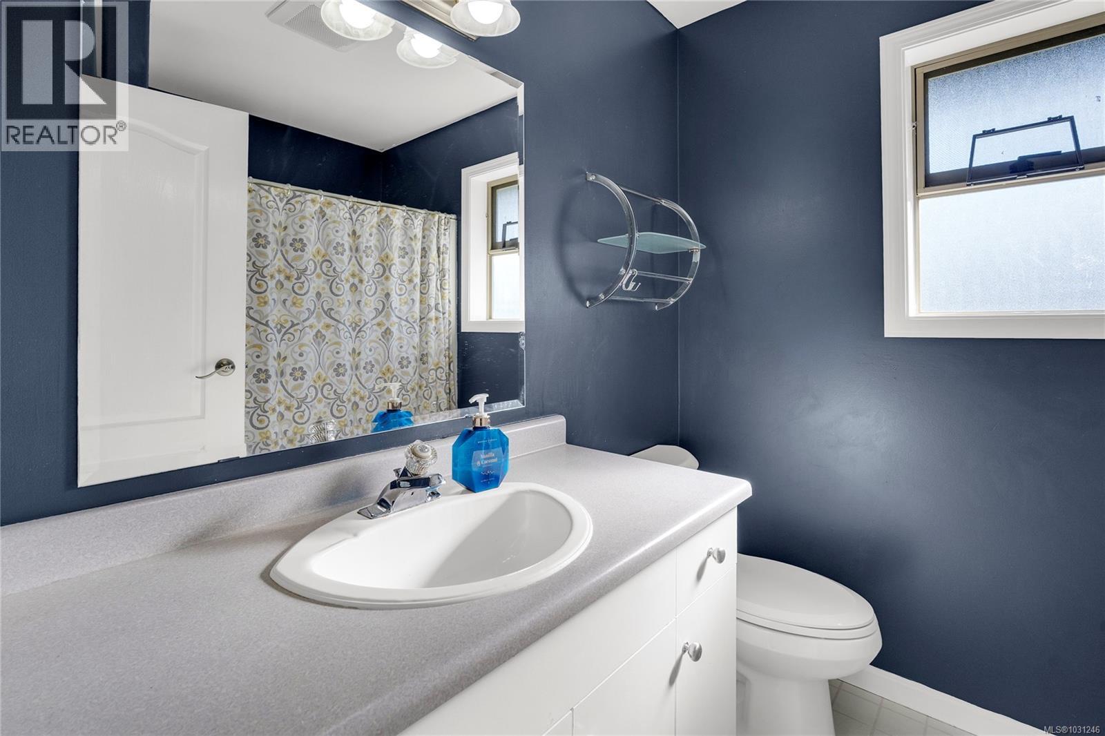 6114 WHITNEY PL - 22