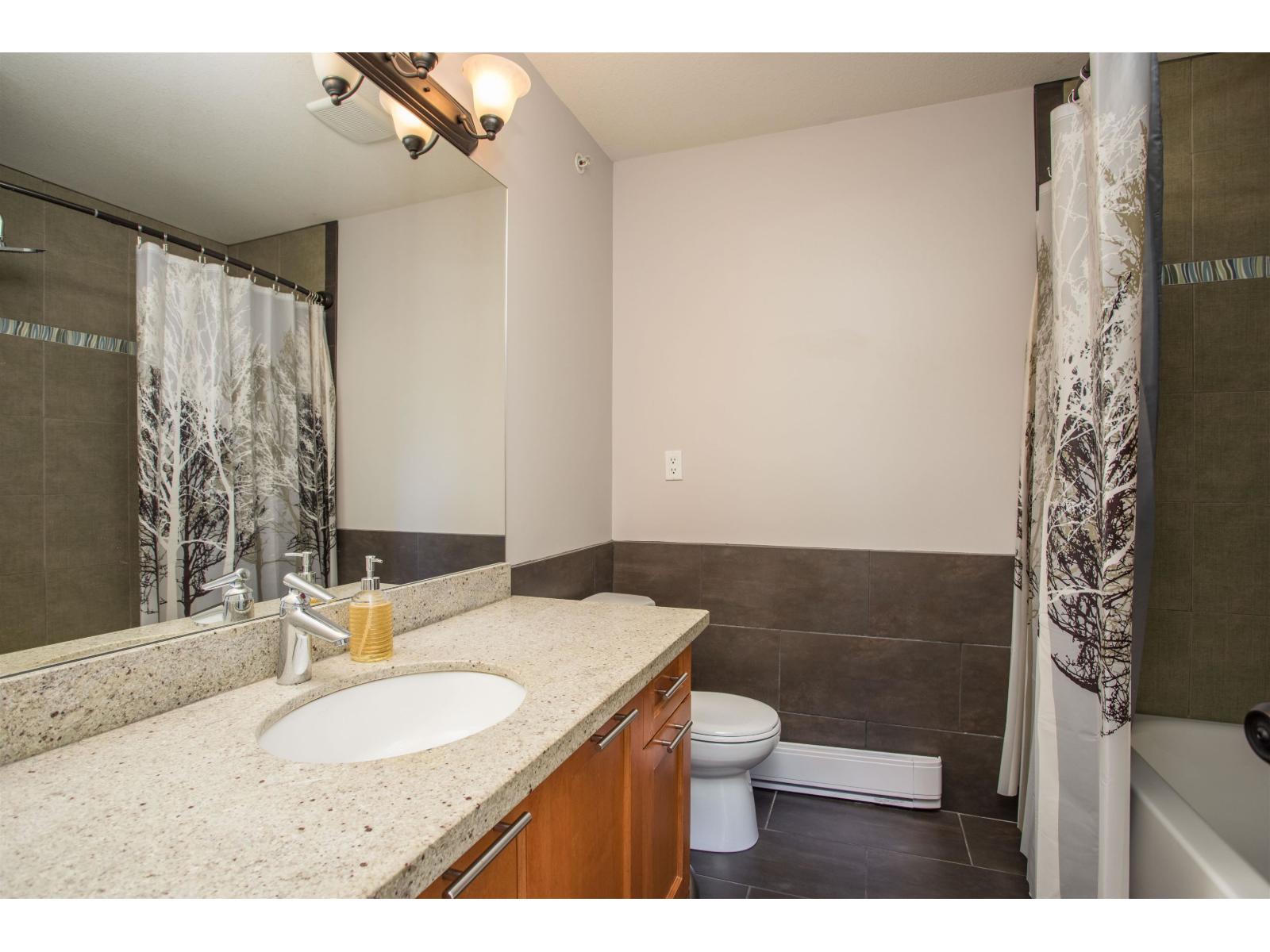 1598 PARKER PLACE, White Rock