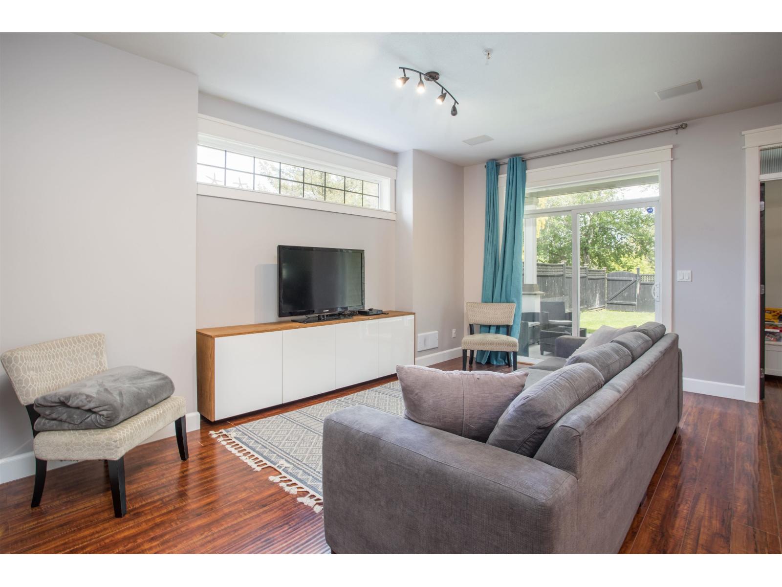 1598 PARKER PLACE, White Rock