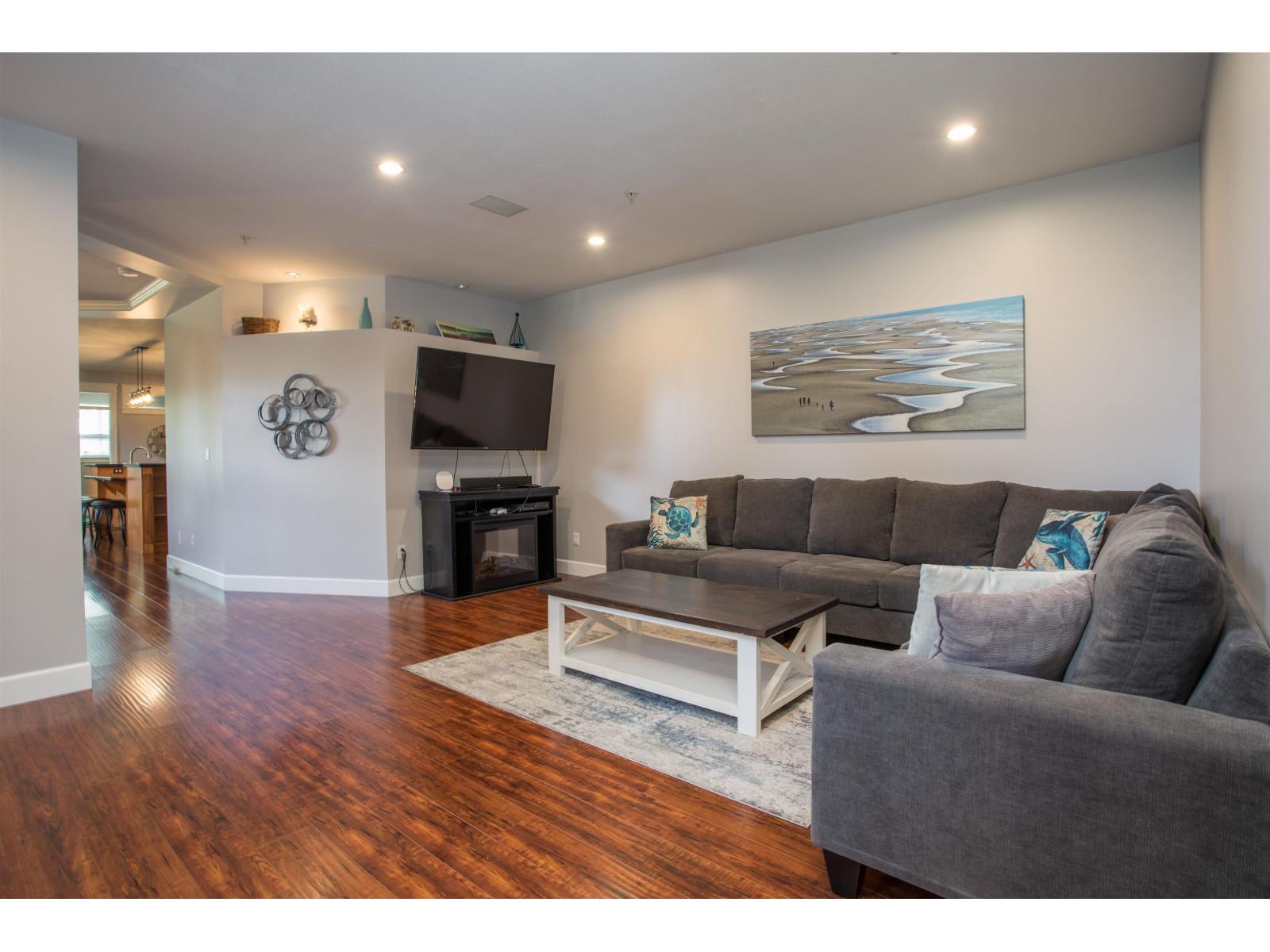 1598 PARKER PLACE, White Rock