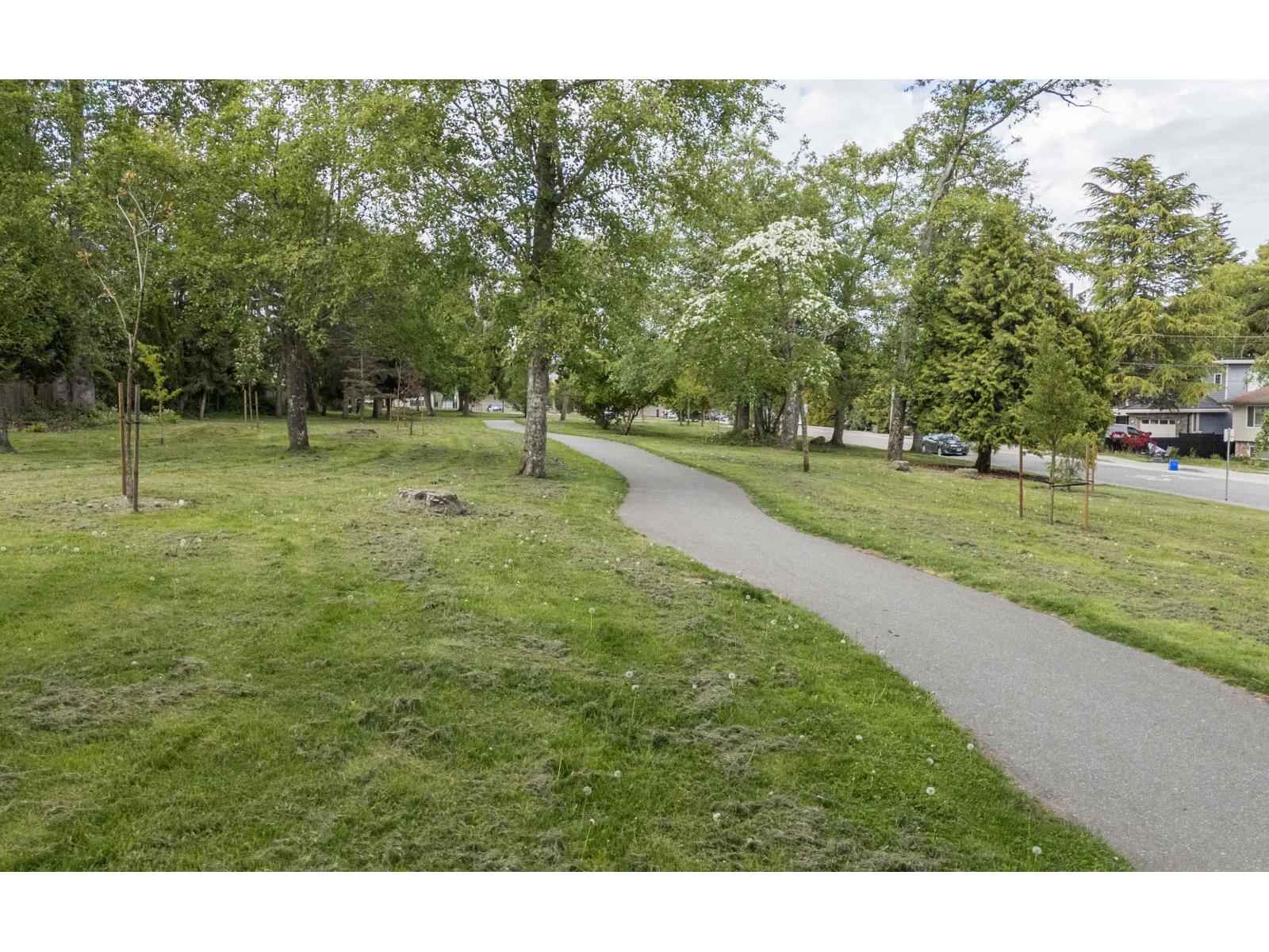 1598 PARKER PLACE, White Rock