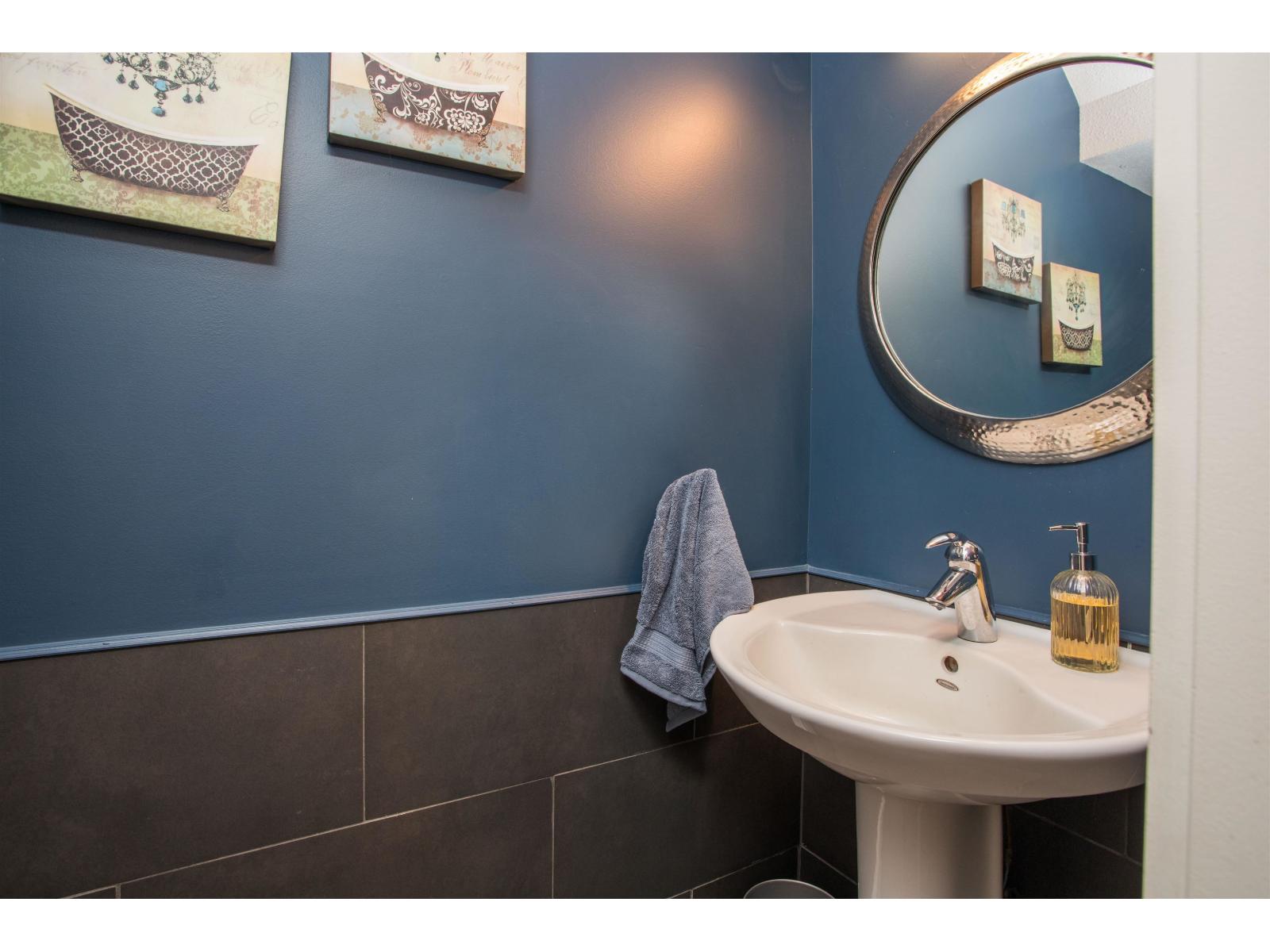 1598 PARKER PLACE, White Rock