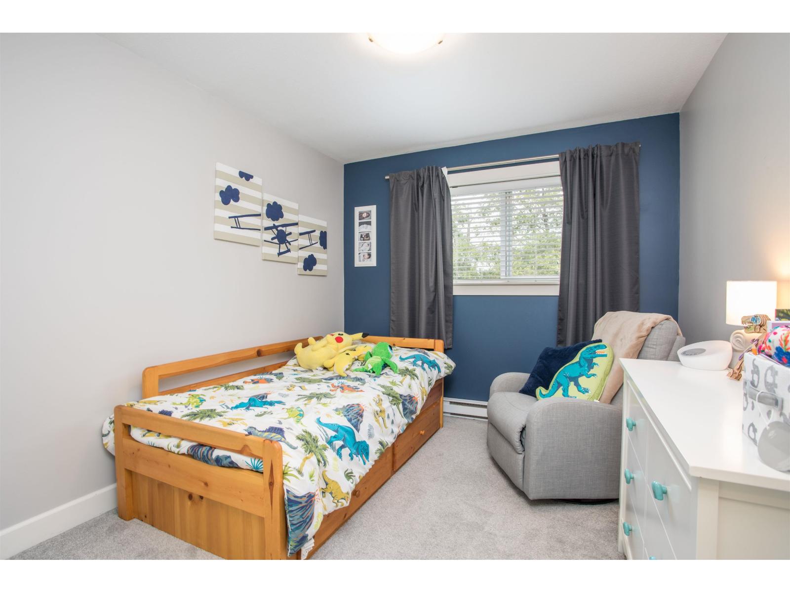 1598 PARKER PLACE, White Rock