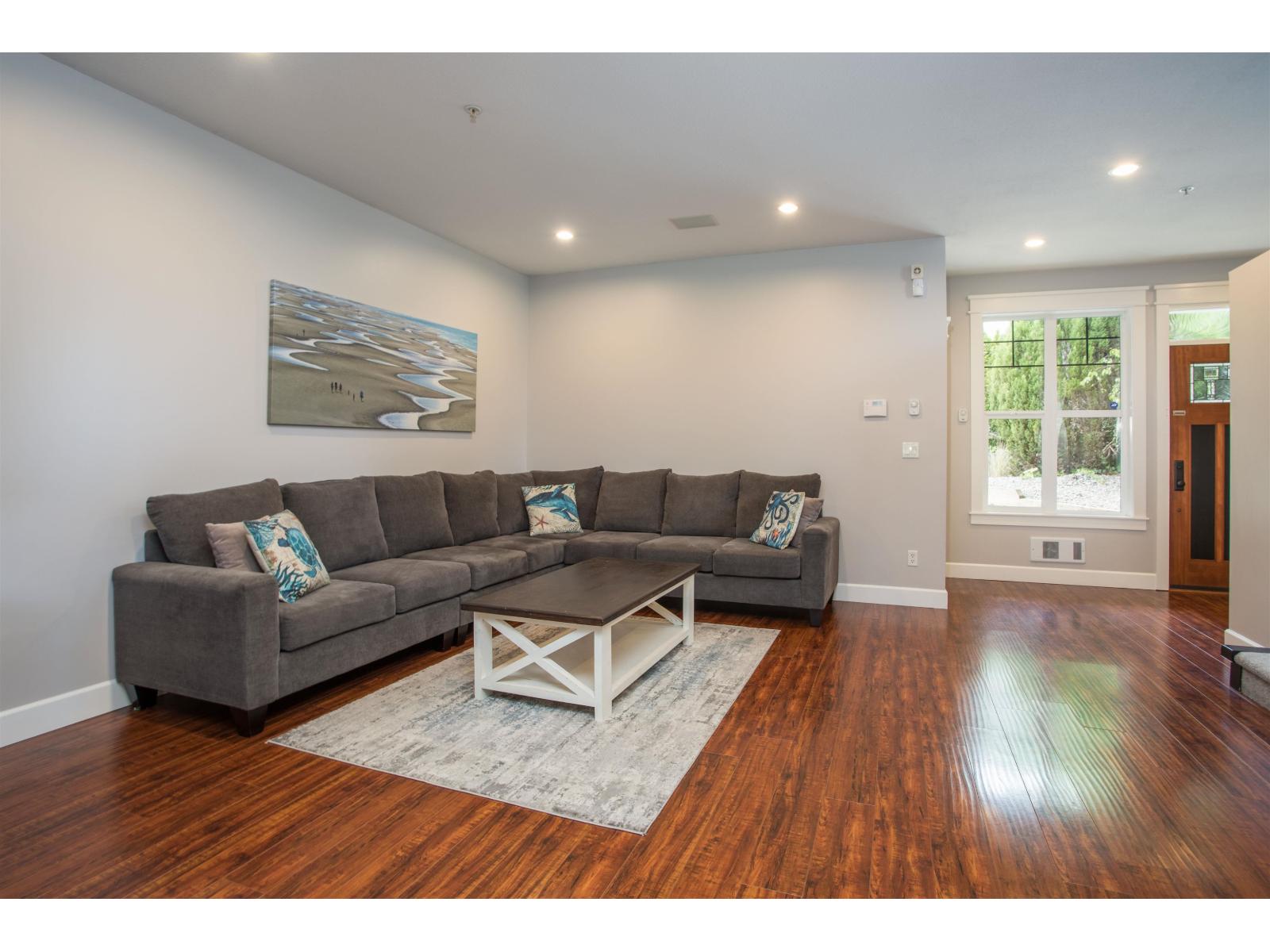 1598 PARKER PLACE, White Rock