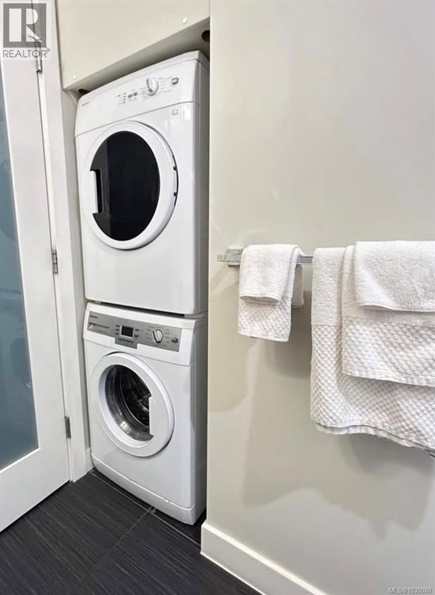 #301 613 HERALD ST - 17