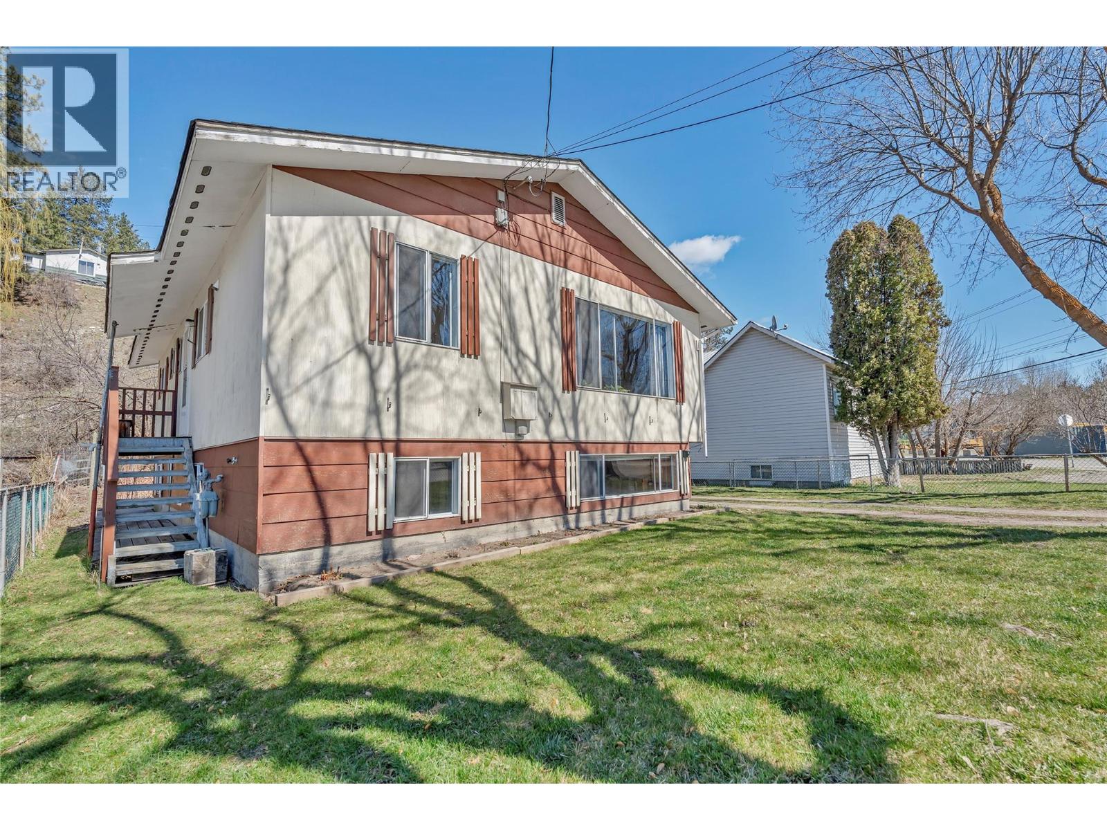 411 Auburn Cres - 28