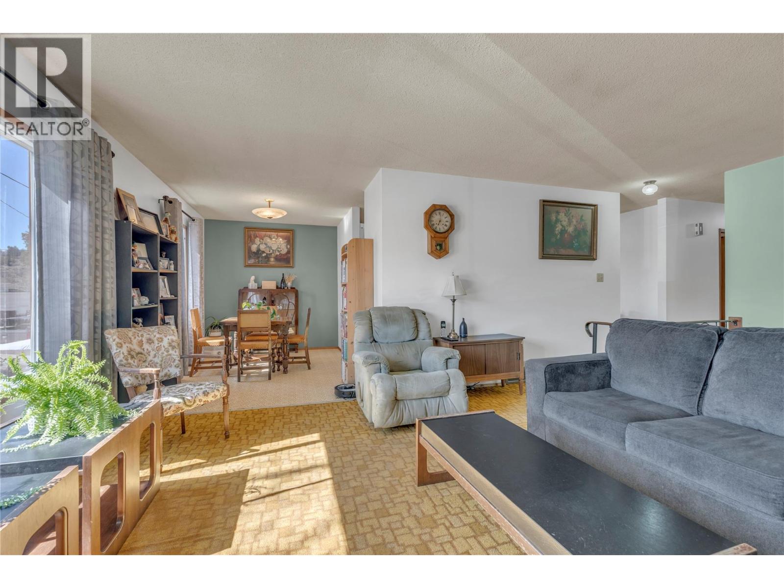 411 Auburn Cres - 5