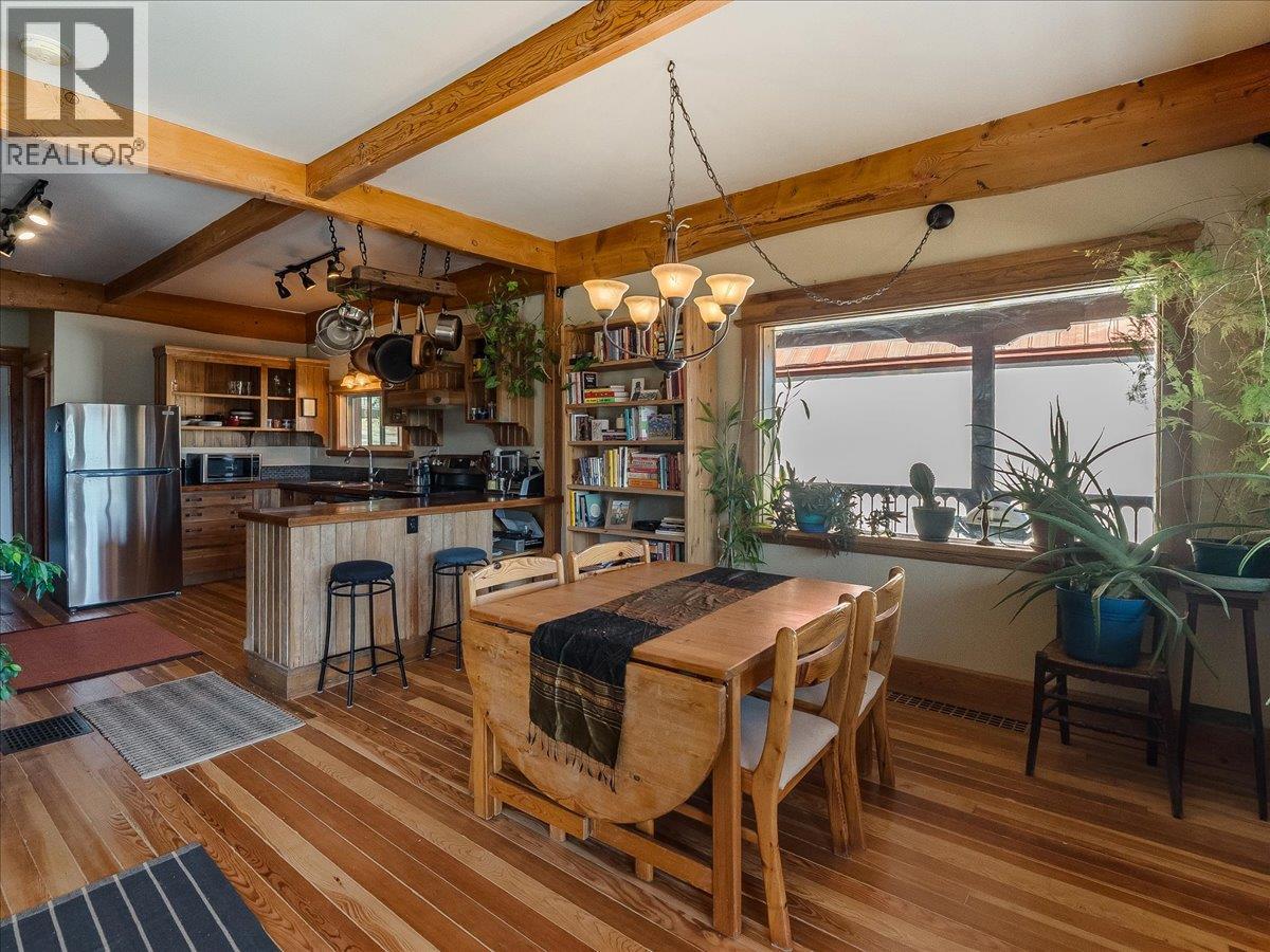 1876 PLANER CRESCENT - 12