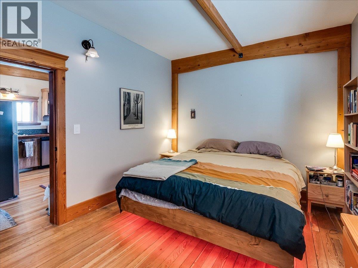 1876 PLANER CRESCENT - 18