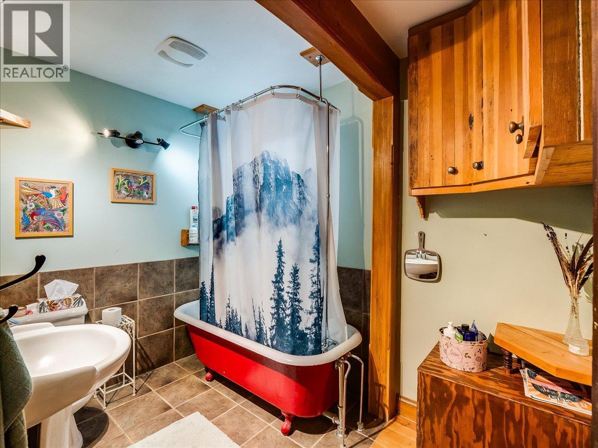 1876 PLANER CRESCENT - 19