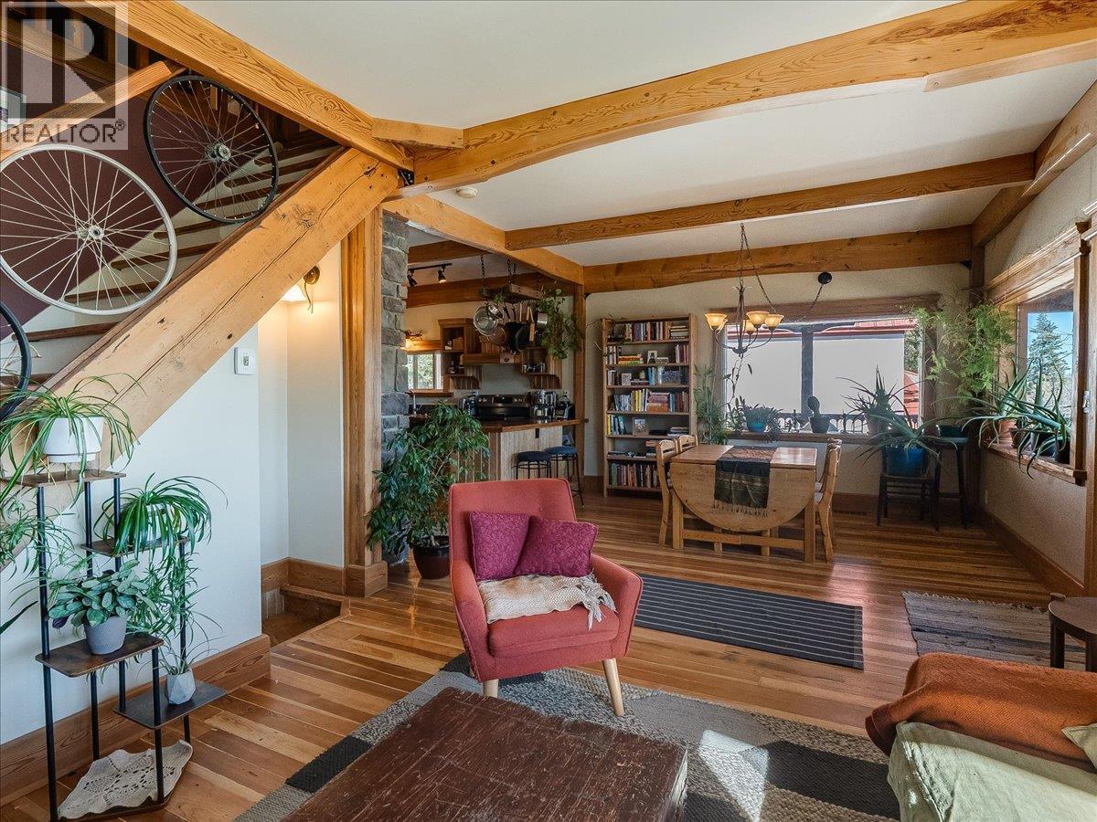 1876 PLANER CRESCENT - 24