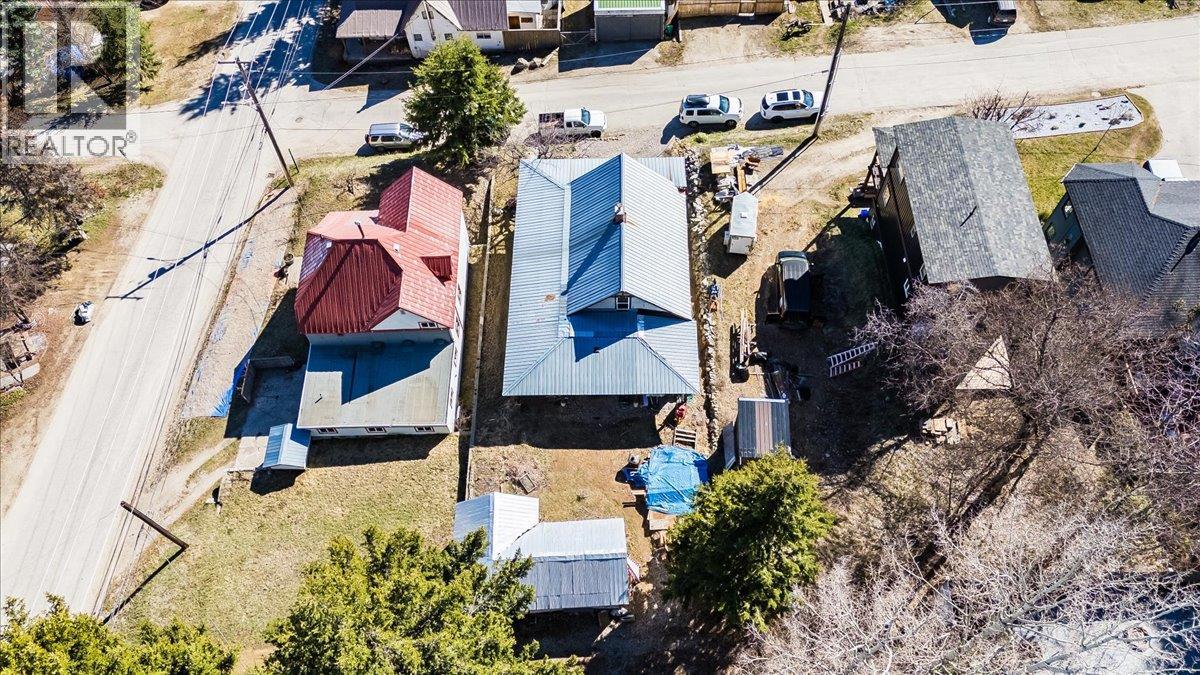 1876 PLANER CRESCENT - 46