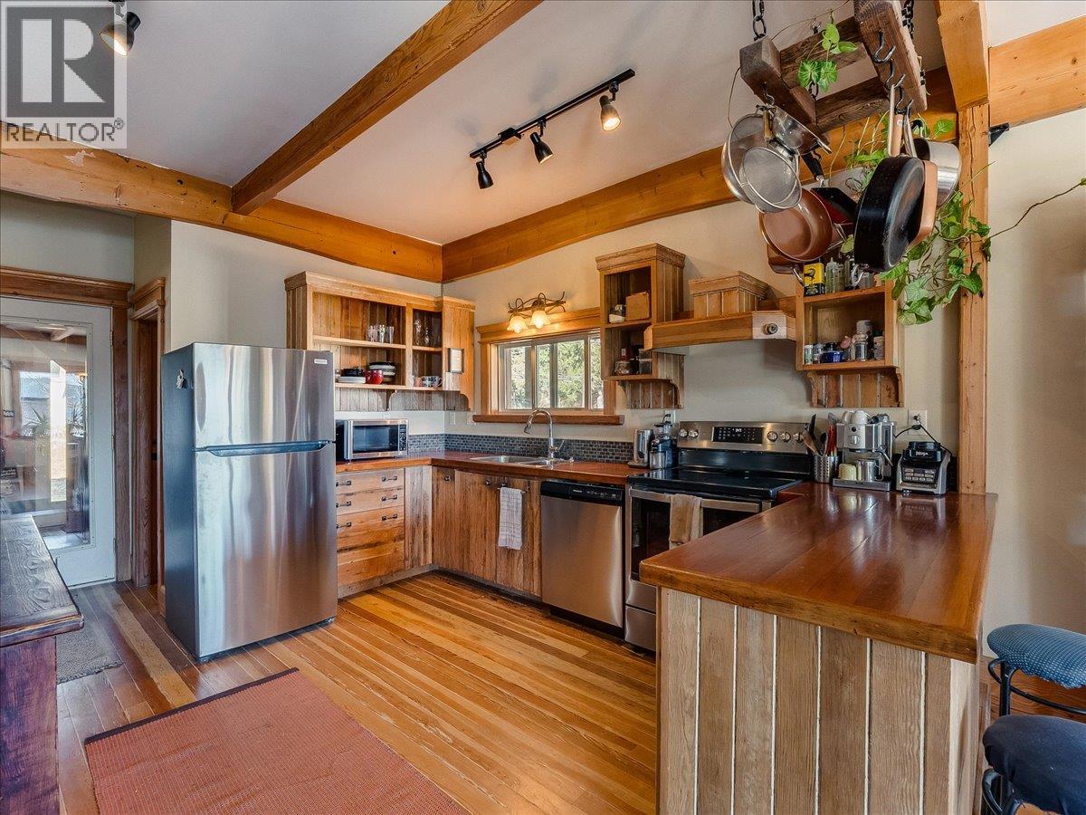 1876 PLANER CRESCENT - 6