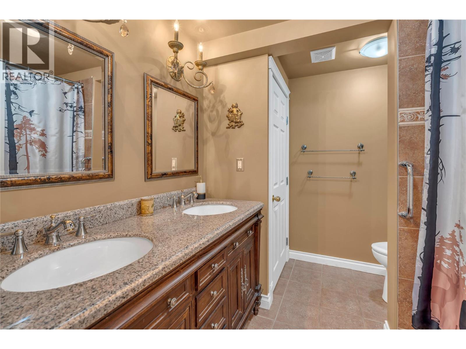 402 BILLITER AVENUE - 25