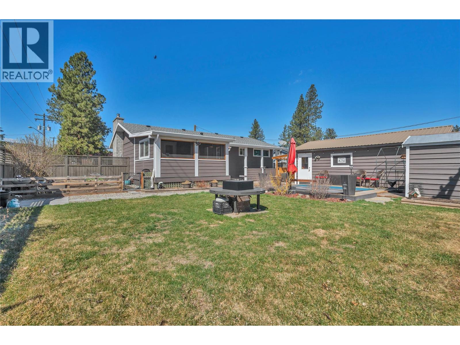 402 BILLITER AVENUE - 37