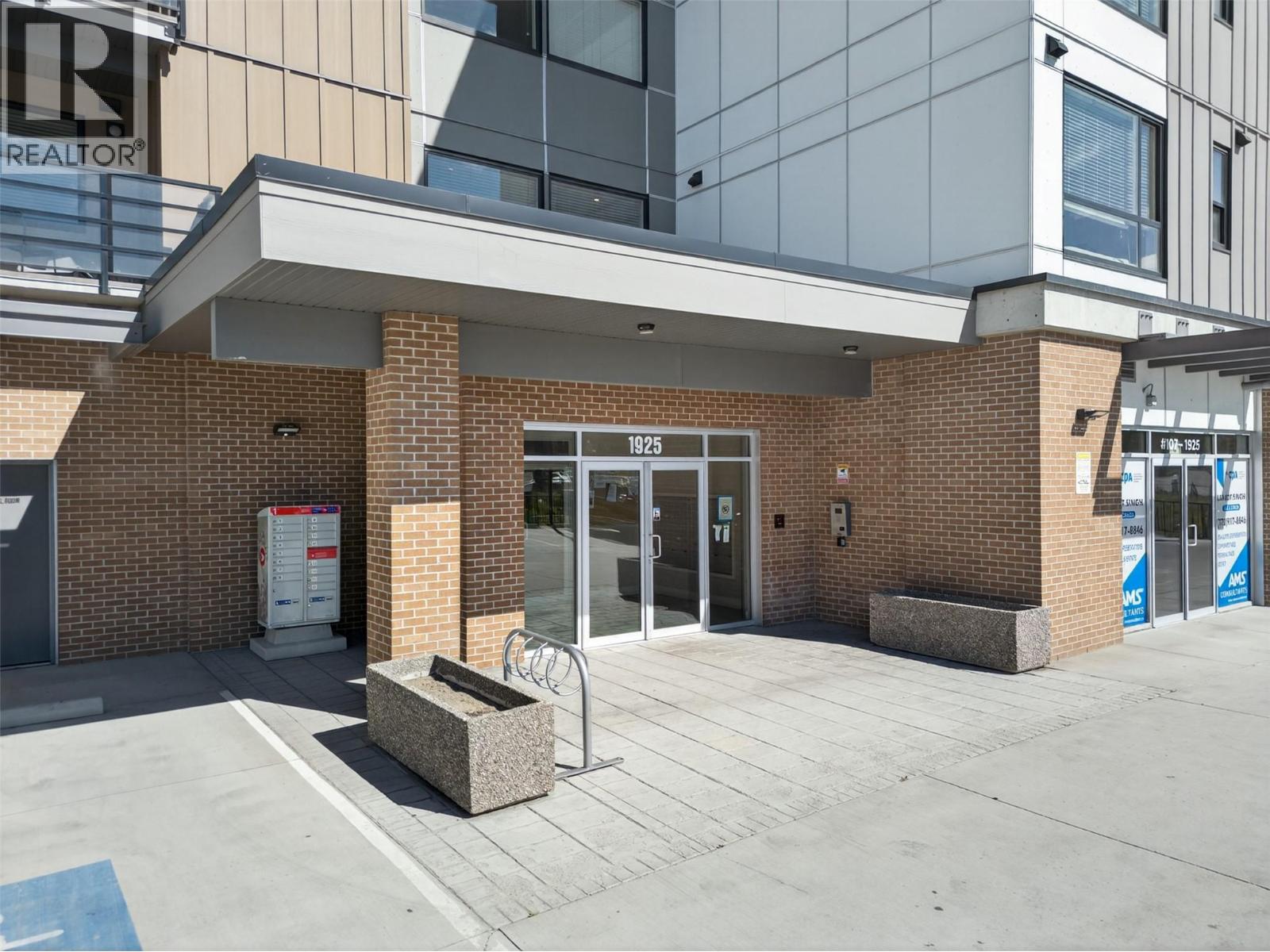 505 1925 Enterprise Way, Kelowna