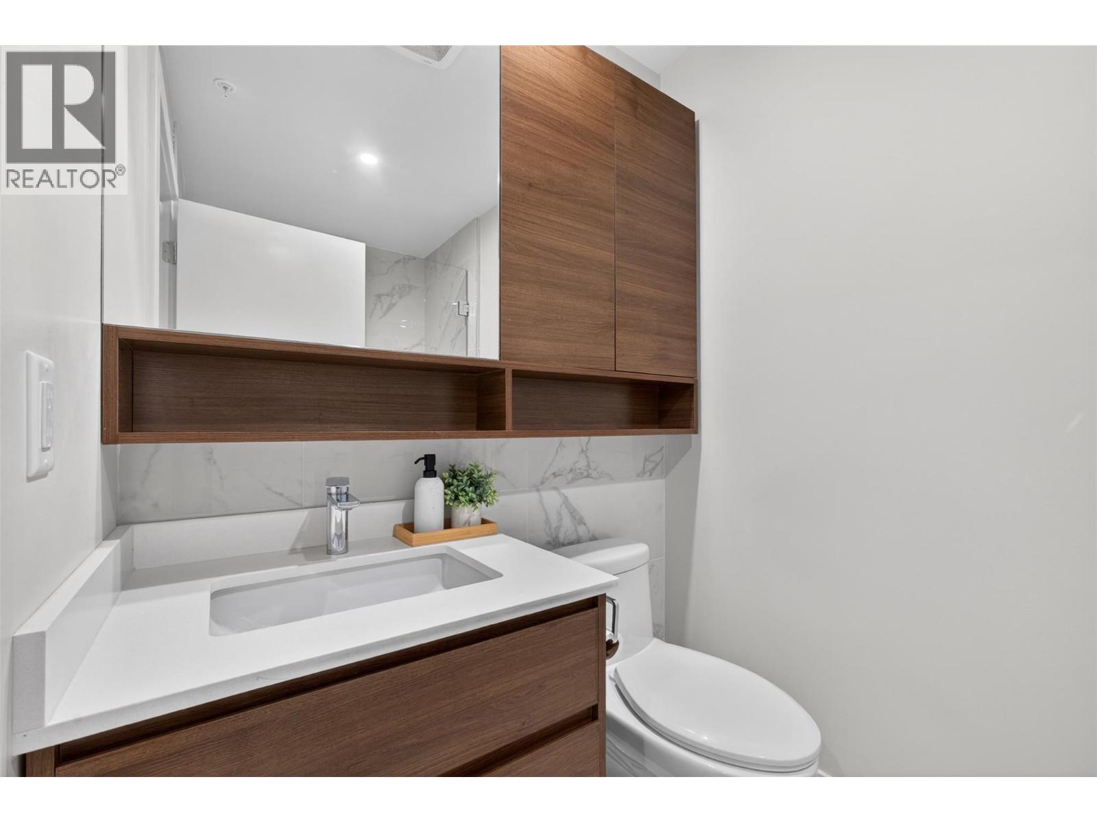 505 1925 Enterprise Way, Kelowna