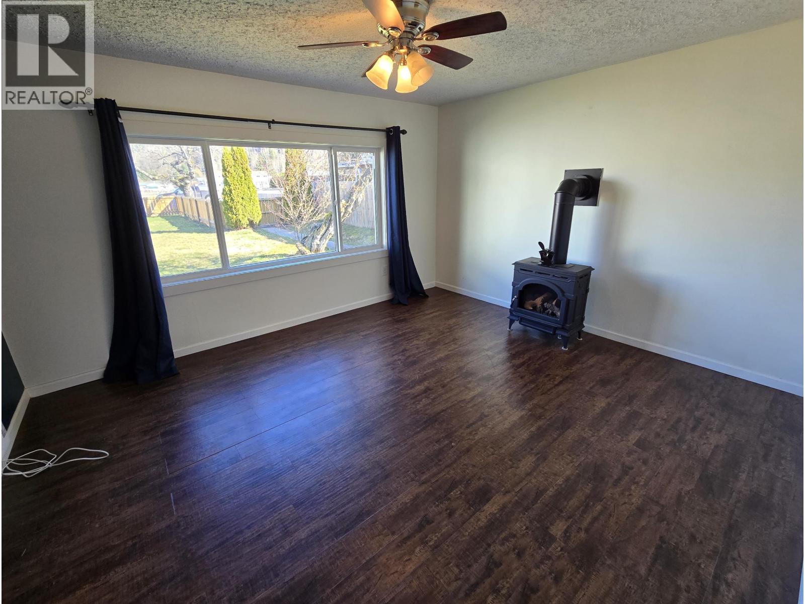 4629 STRAUME Avenue, Terrace