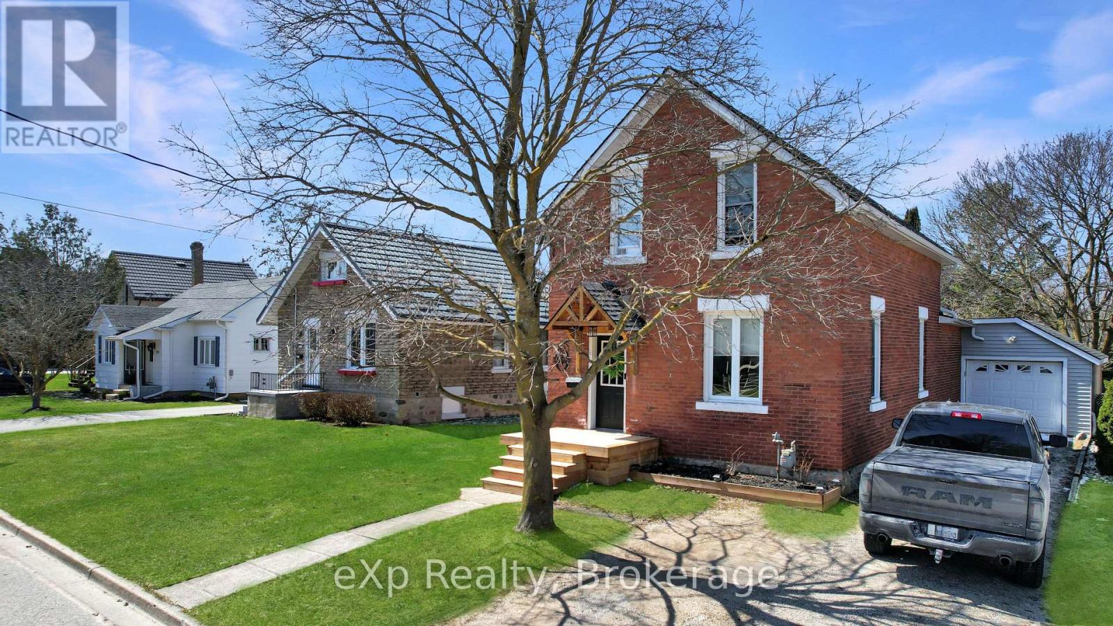 588 12TH AVENUE - 2