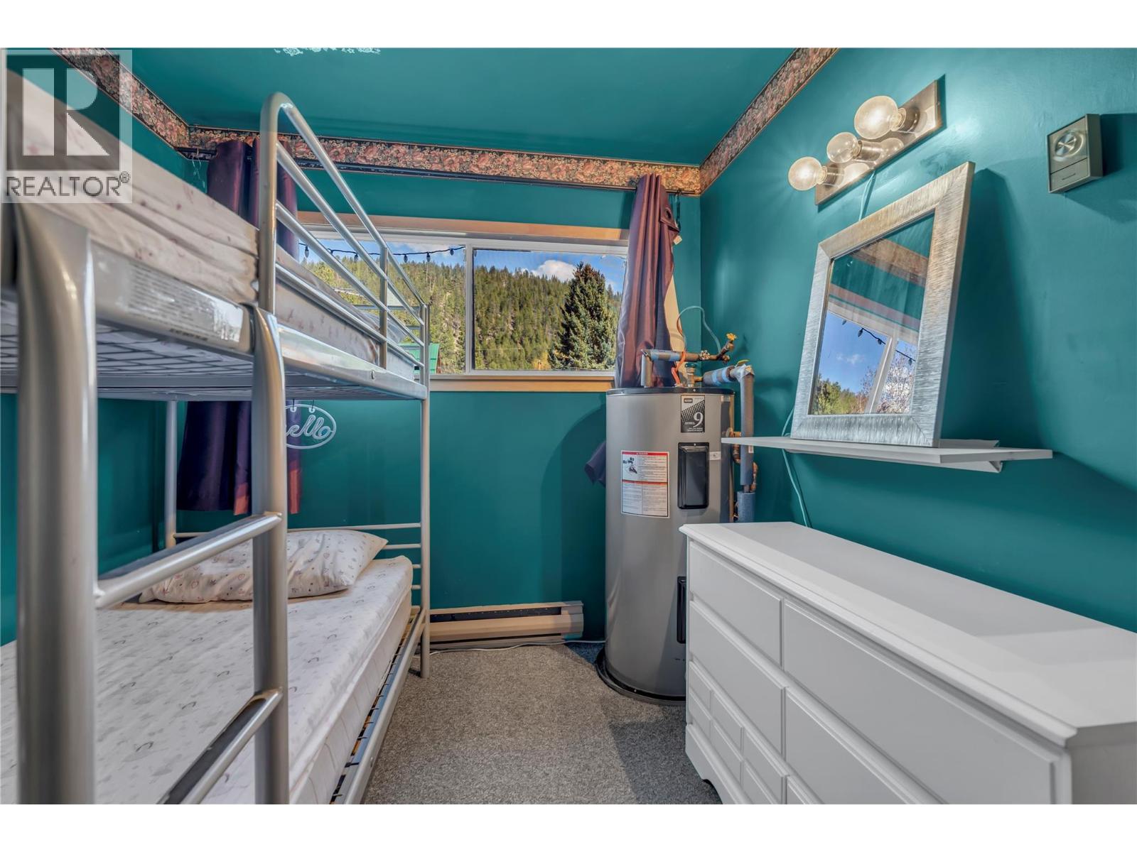 2615 NICOLA AVENUE - 22