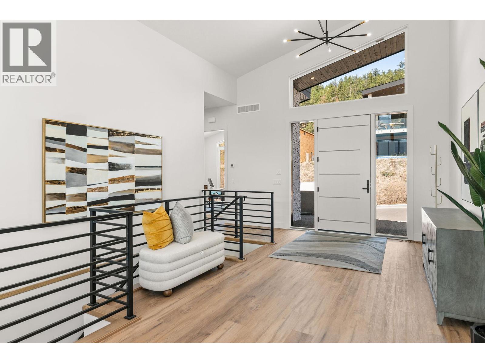  901 Melrose Street, Kelowna