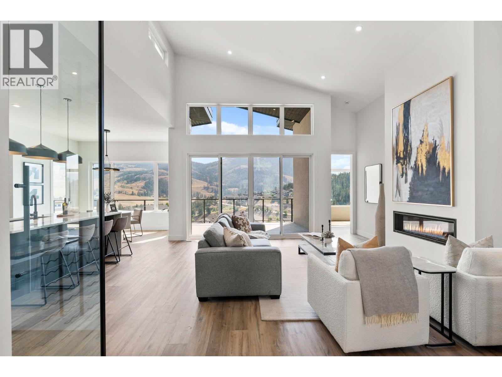 901 Melrose Street - 33