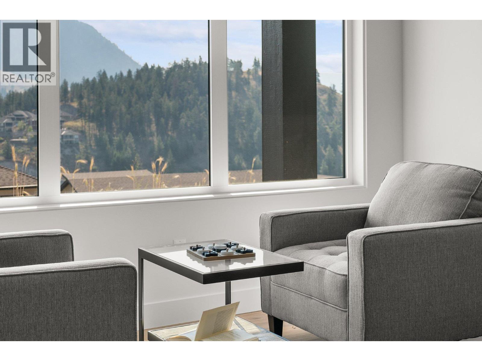  901 Melrose Street, Kelowna