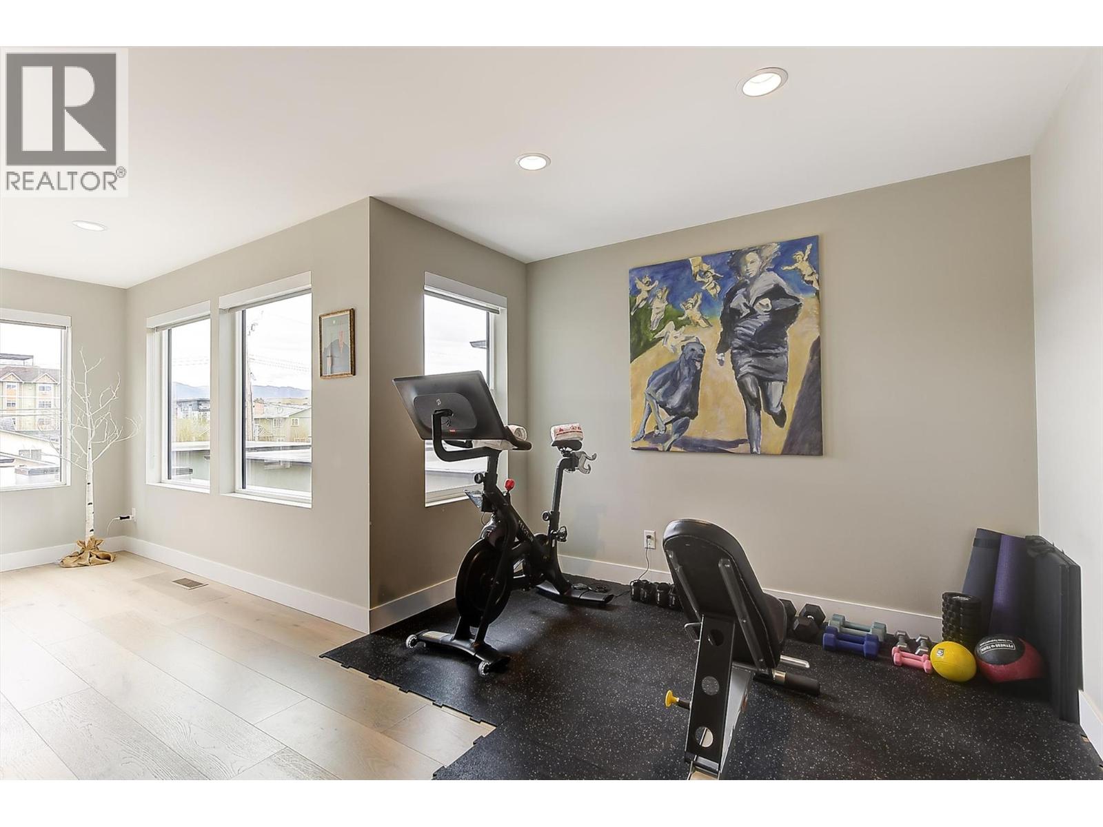 553 Patterson Avenue, Kelowna