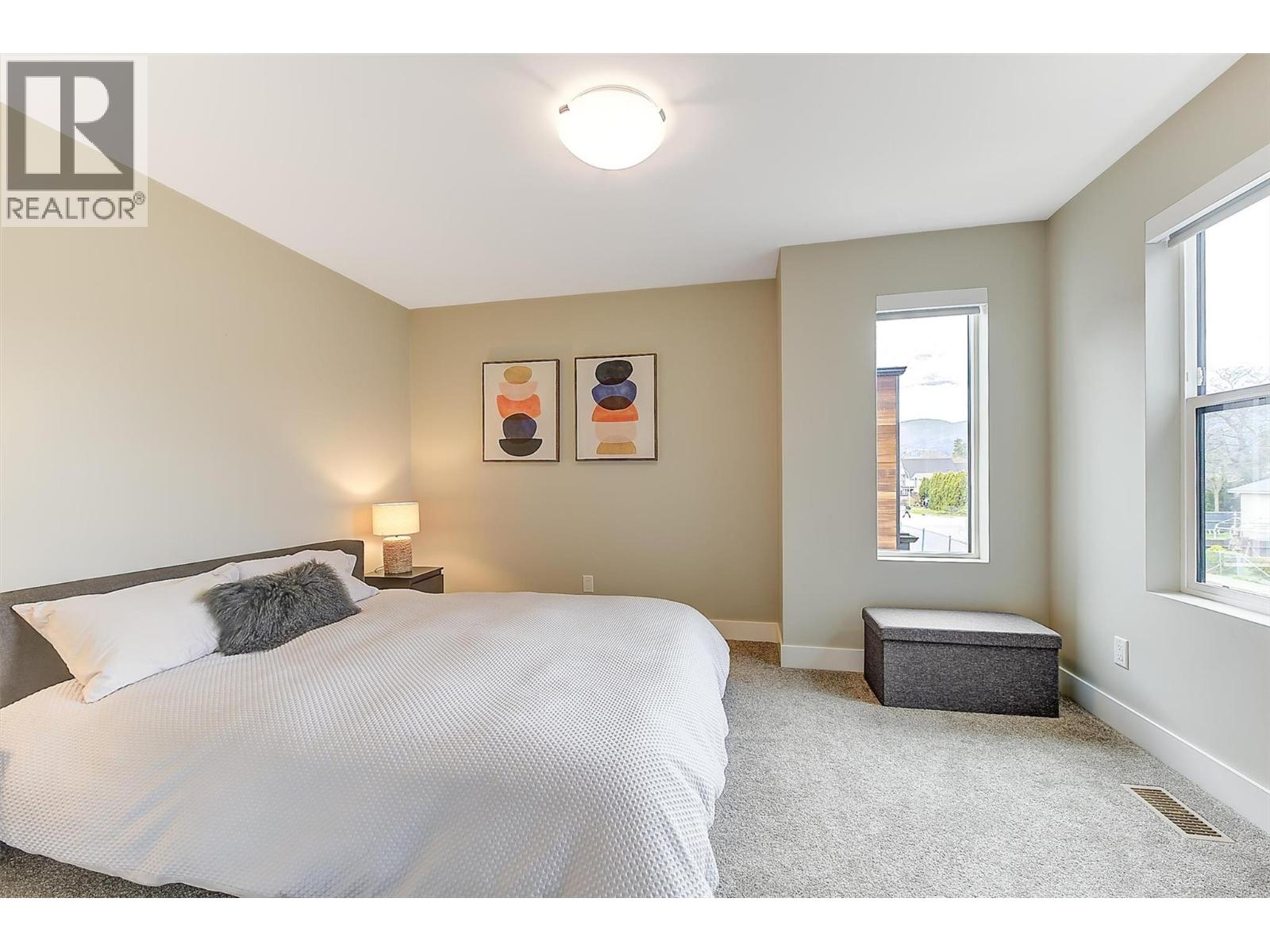 553 Patterson Avenue, Kelowna