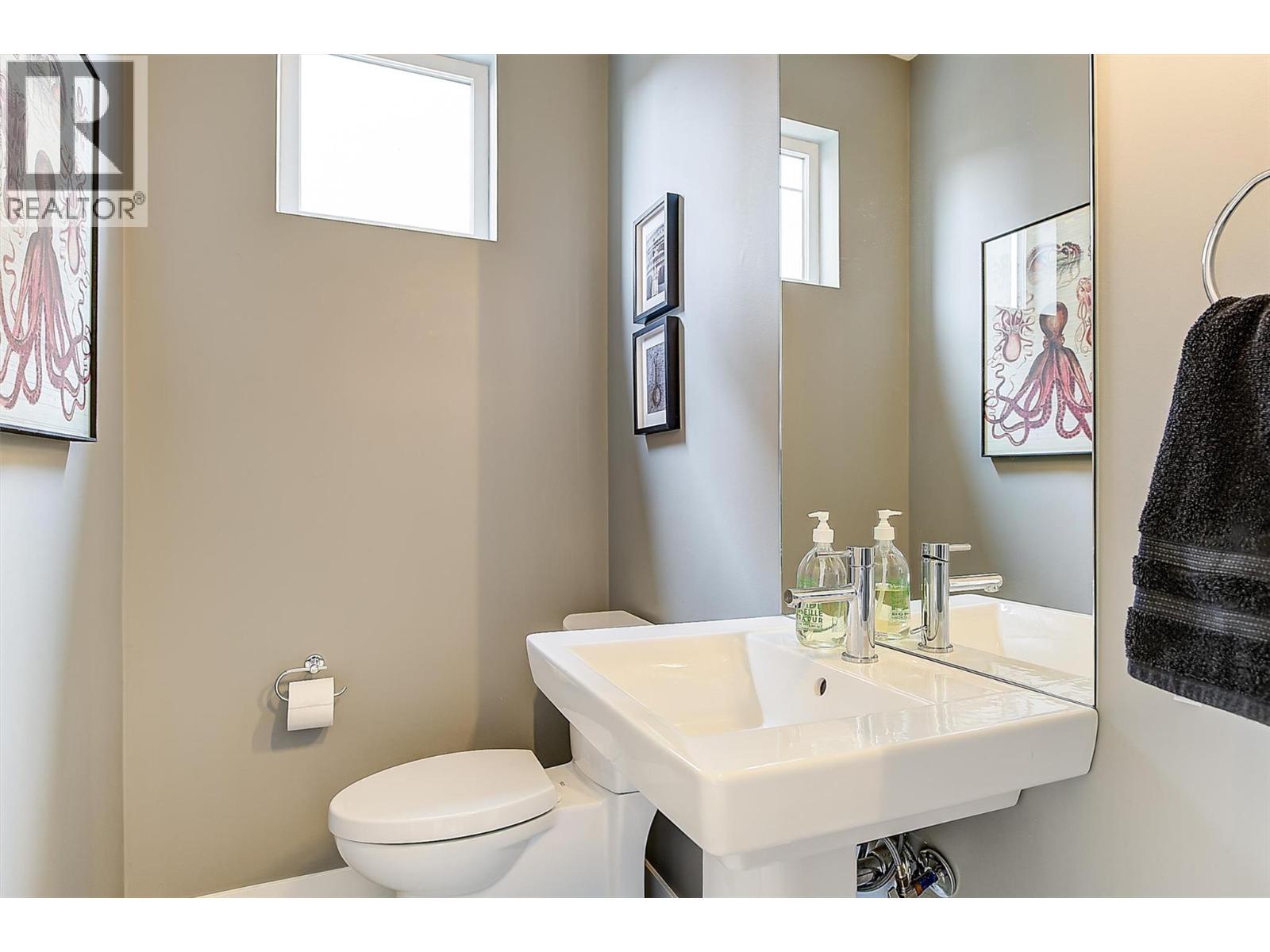 553 Patterson Avenue, Kelowna