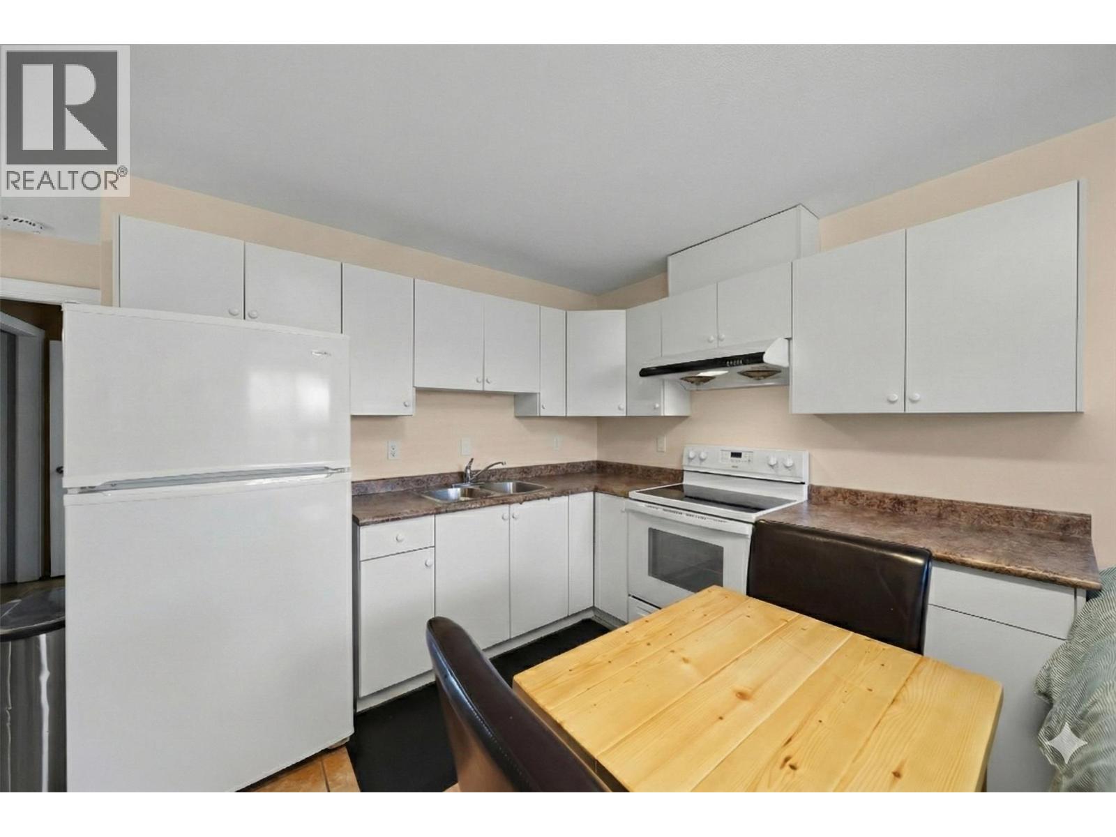 815 NICOLANI DRIVE - 28