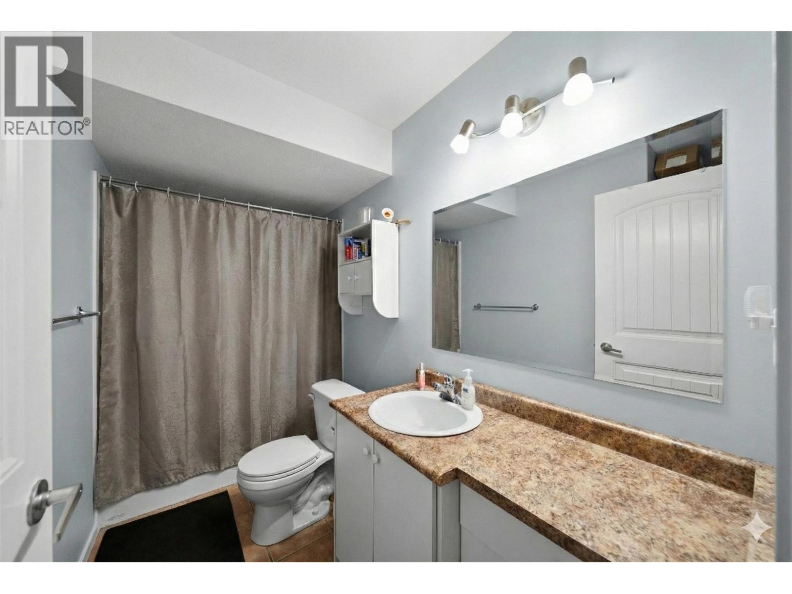 815 NICOLANI DRIVE - 32