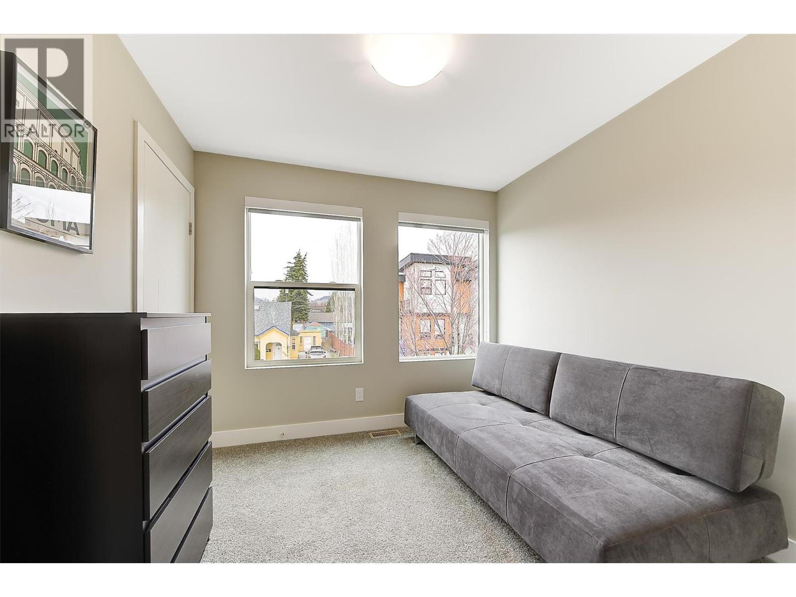 553 Patterson Avenue, Kelowna