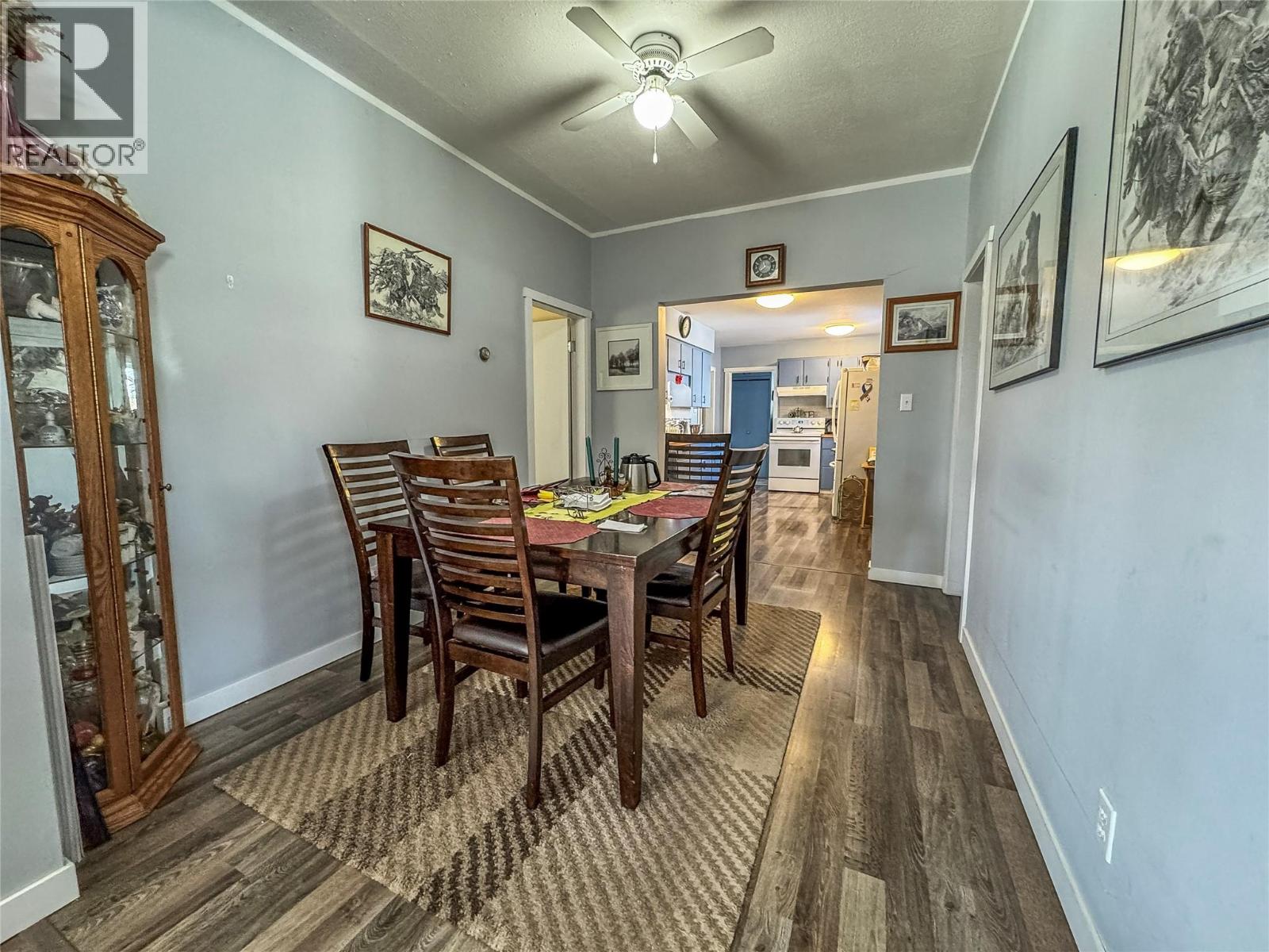 4900 50 AVENUE - Image 3