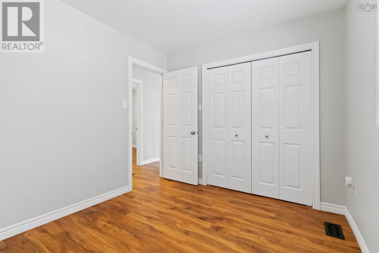 Property 20 of 28 of 112 North Street