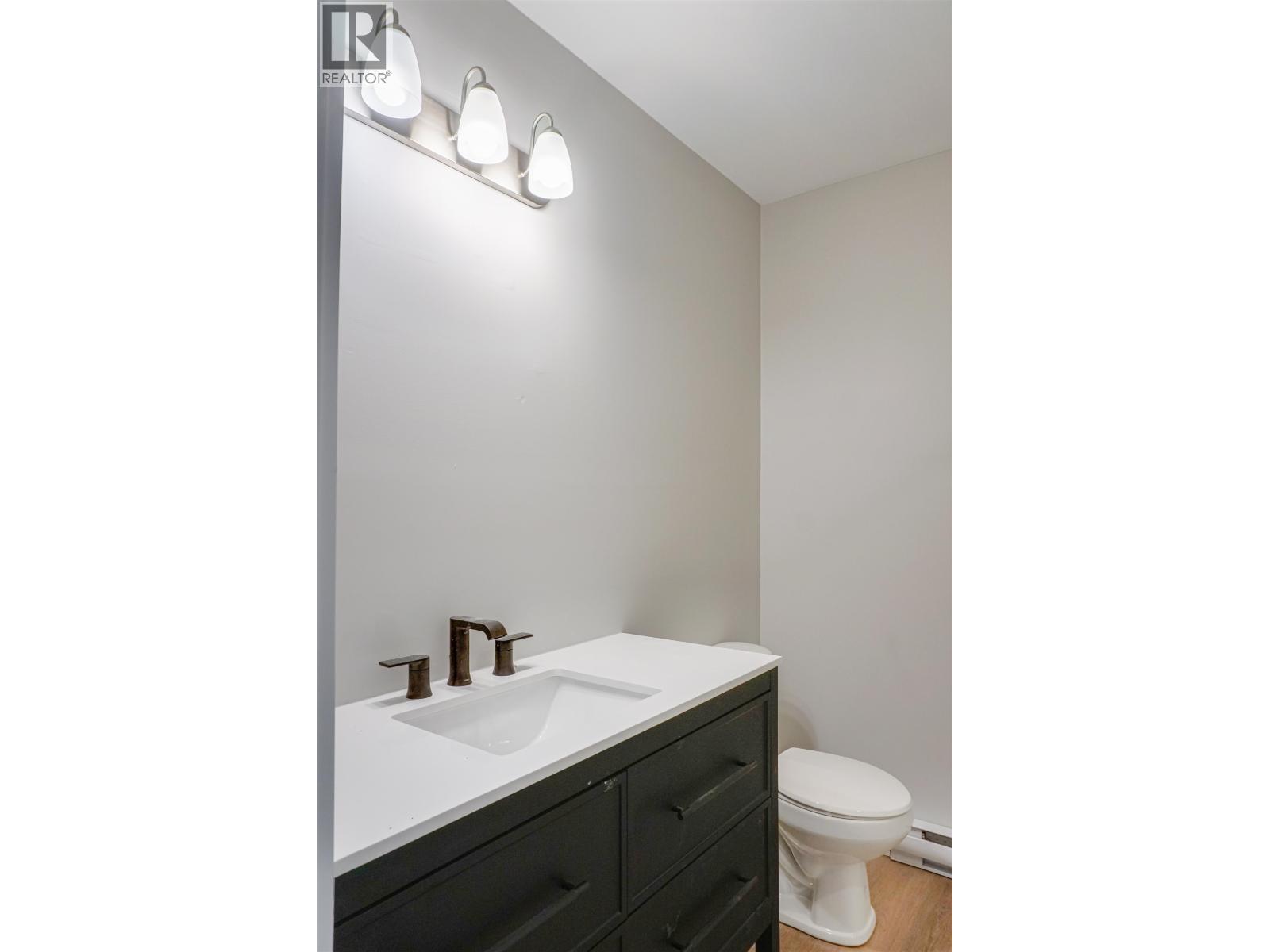 1610 YUKON DRIVE - 16