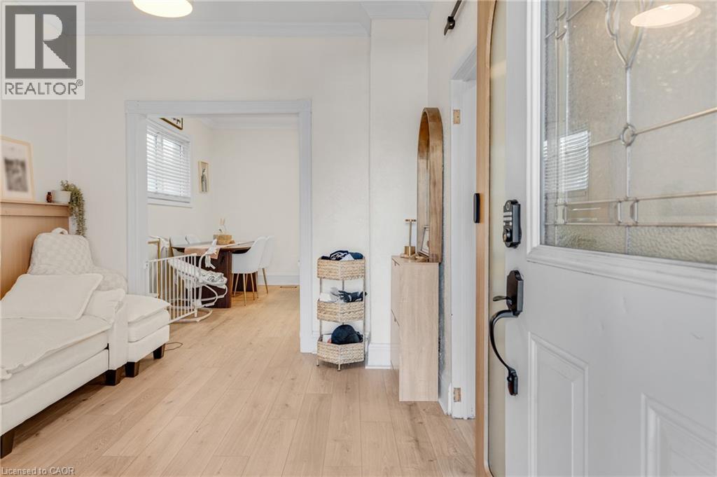 6 BEN LOMOND Place - 6