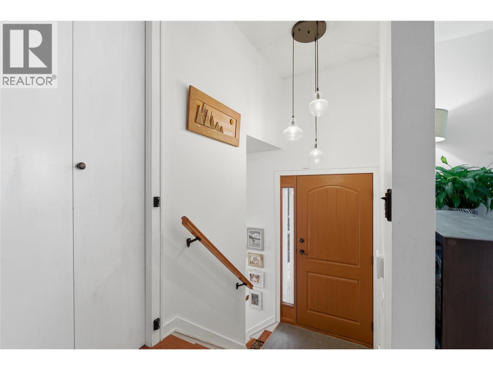 610 GLENEAGLES DRIVE - 5