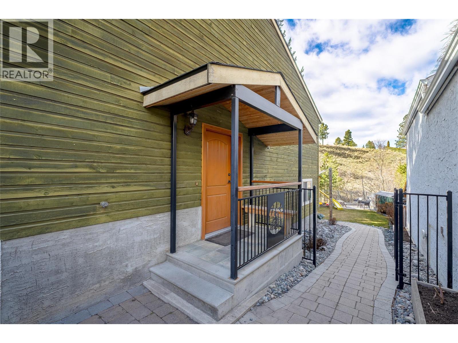 610 GLENEAGLES DRIVE - 51