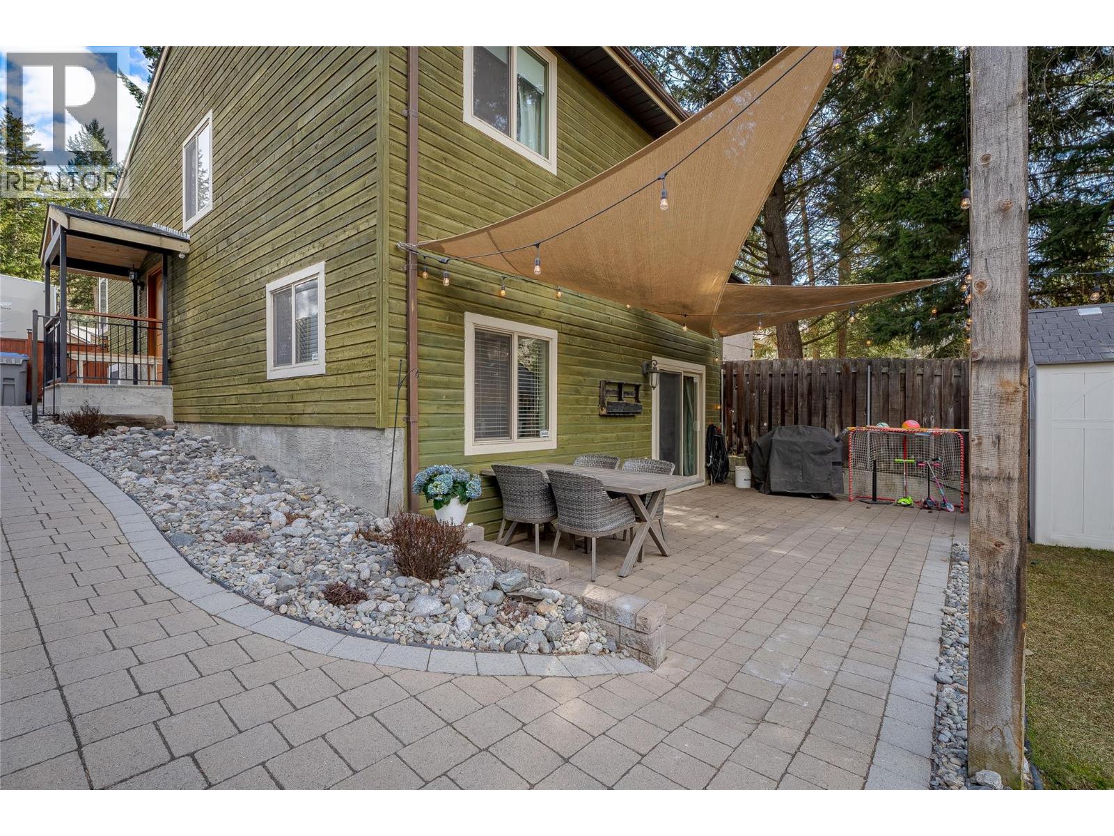 610 GLENEAGLES DRIVE - 54