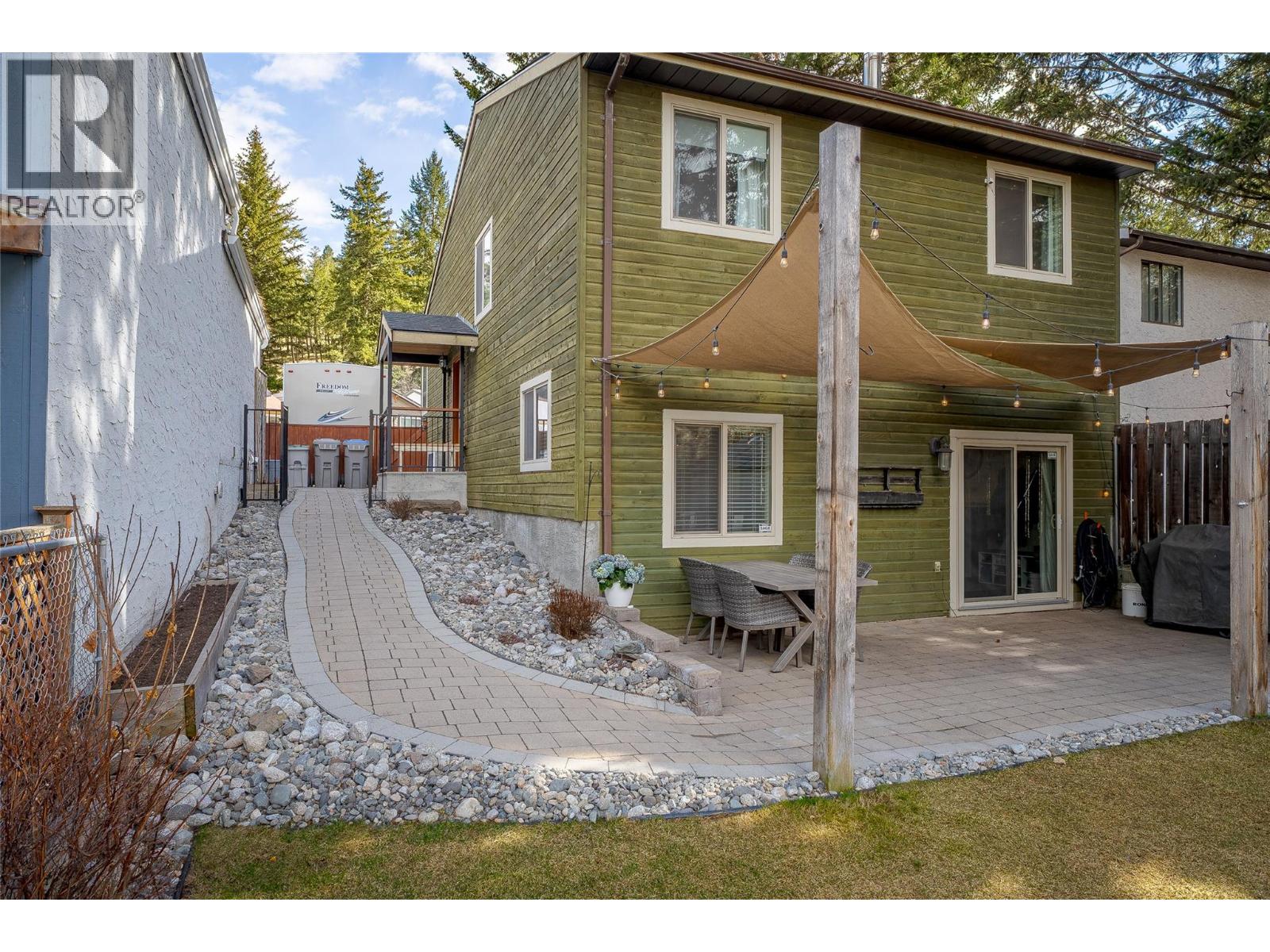 610 GLENEAGLES DRIVE - 56