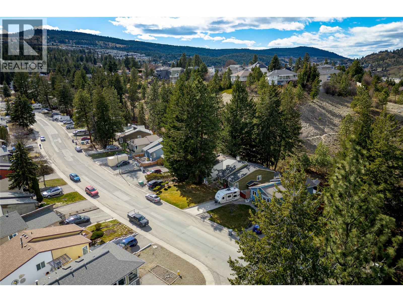 610 GLENEAGLES DRIVE - 65