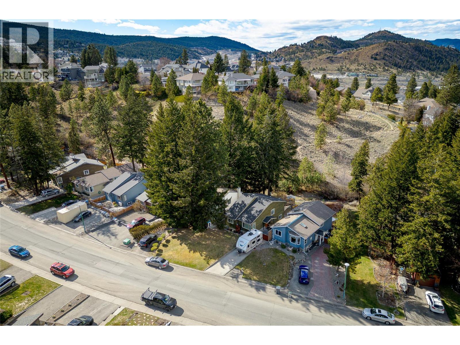 610 GLENEAGLES DRIVE - 66