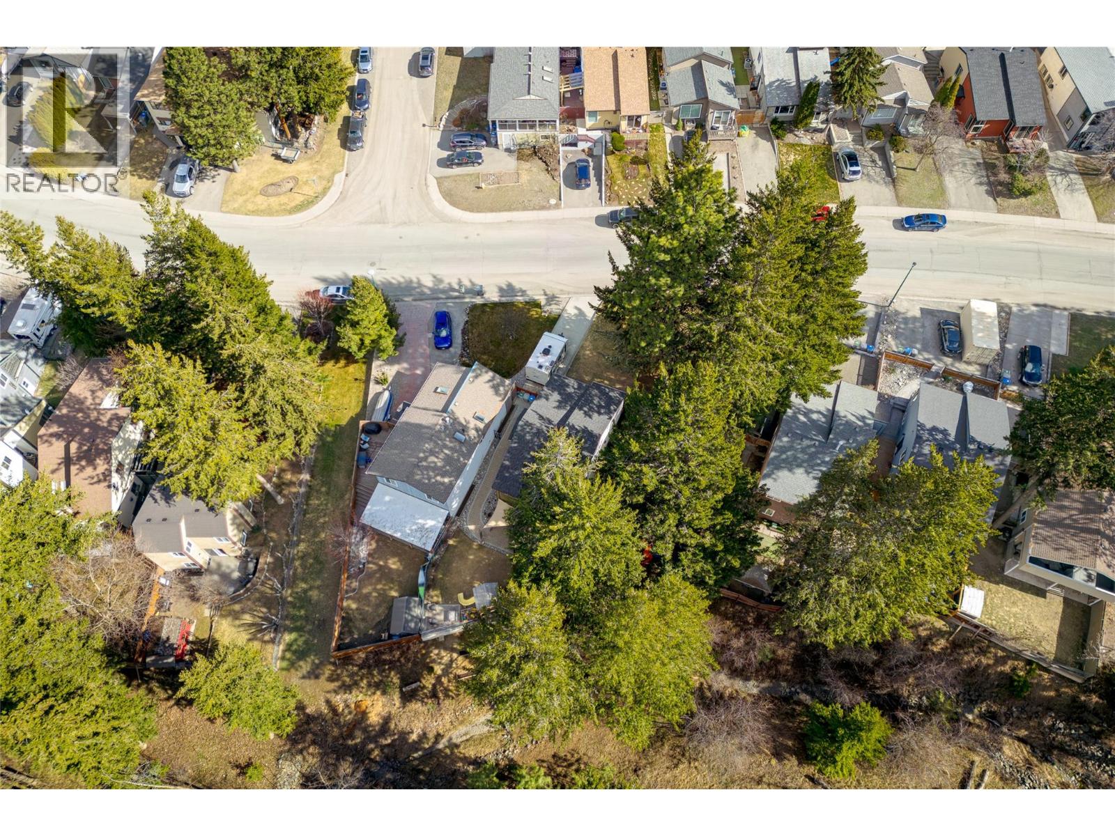 610 GLENEAGLES DRIVE - 69