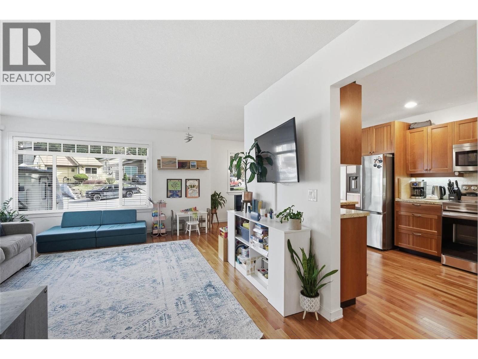 610 GLENEAGLES DRIVE - 7