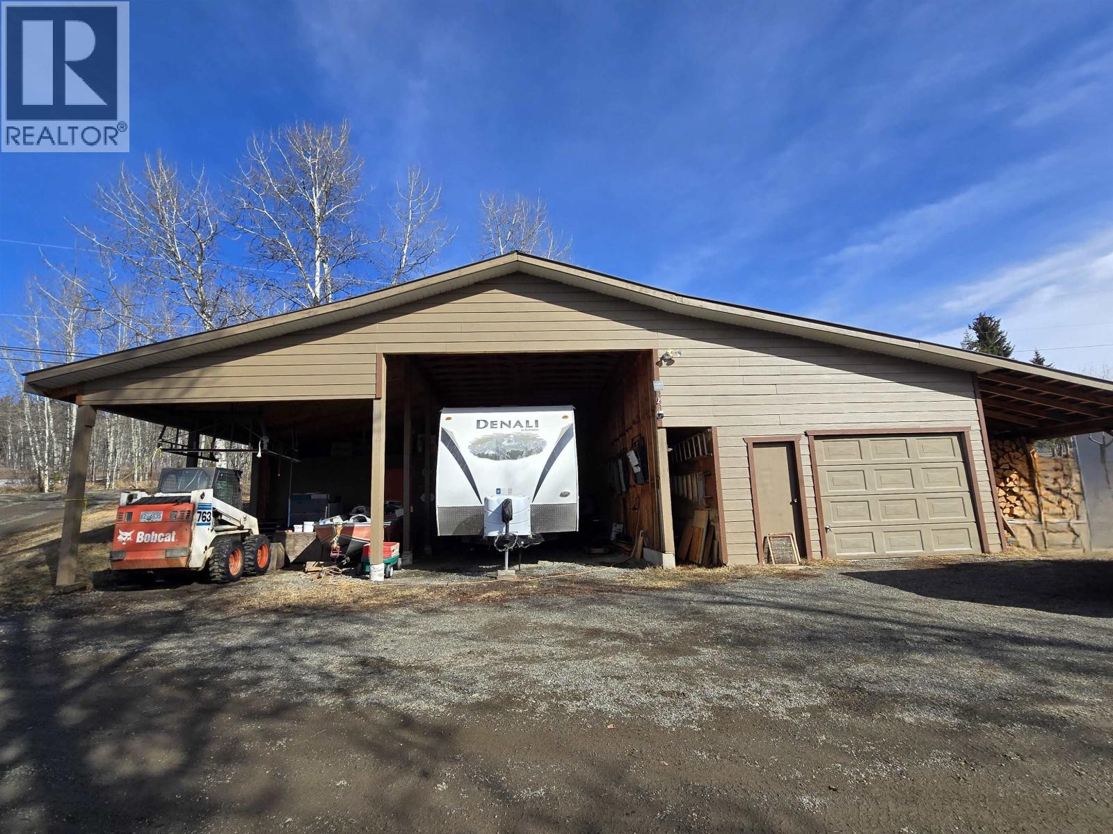 6072 LAKESHORE DRIVE - 2