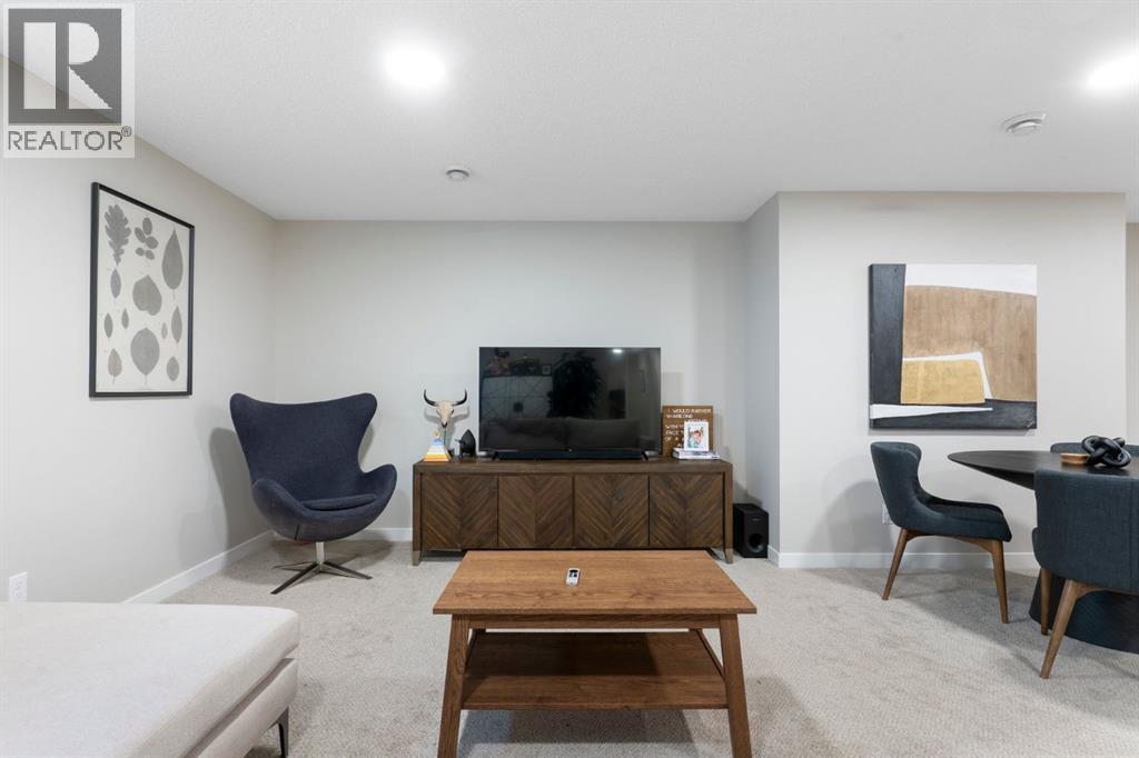 250 Fireside View, Cochrane