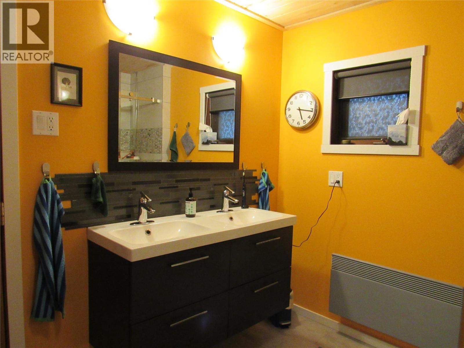 5375 Allendale Crescent, Castlegar