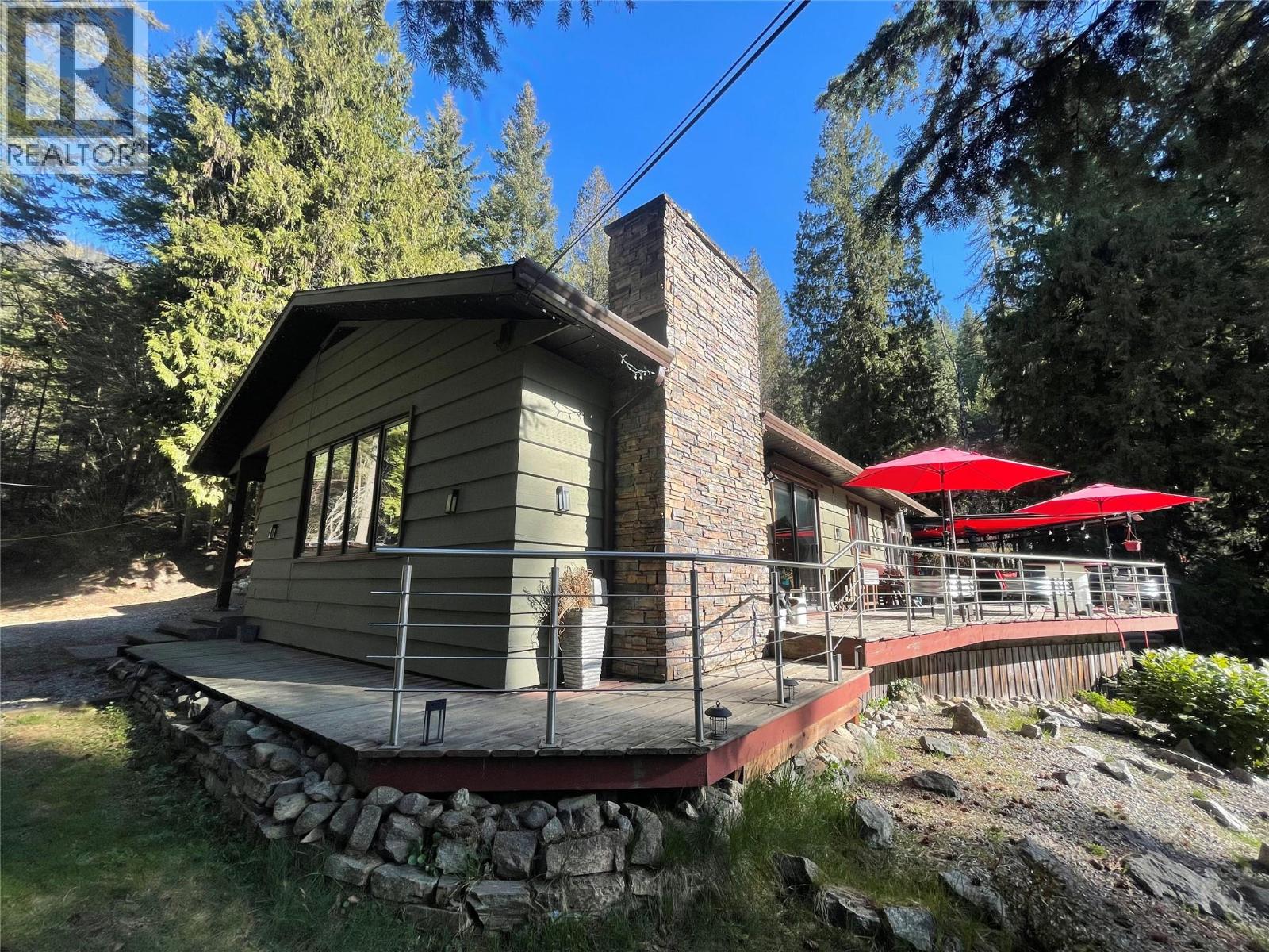 5375 Allendale Crescent, Castlegar